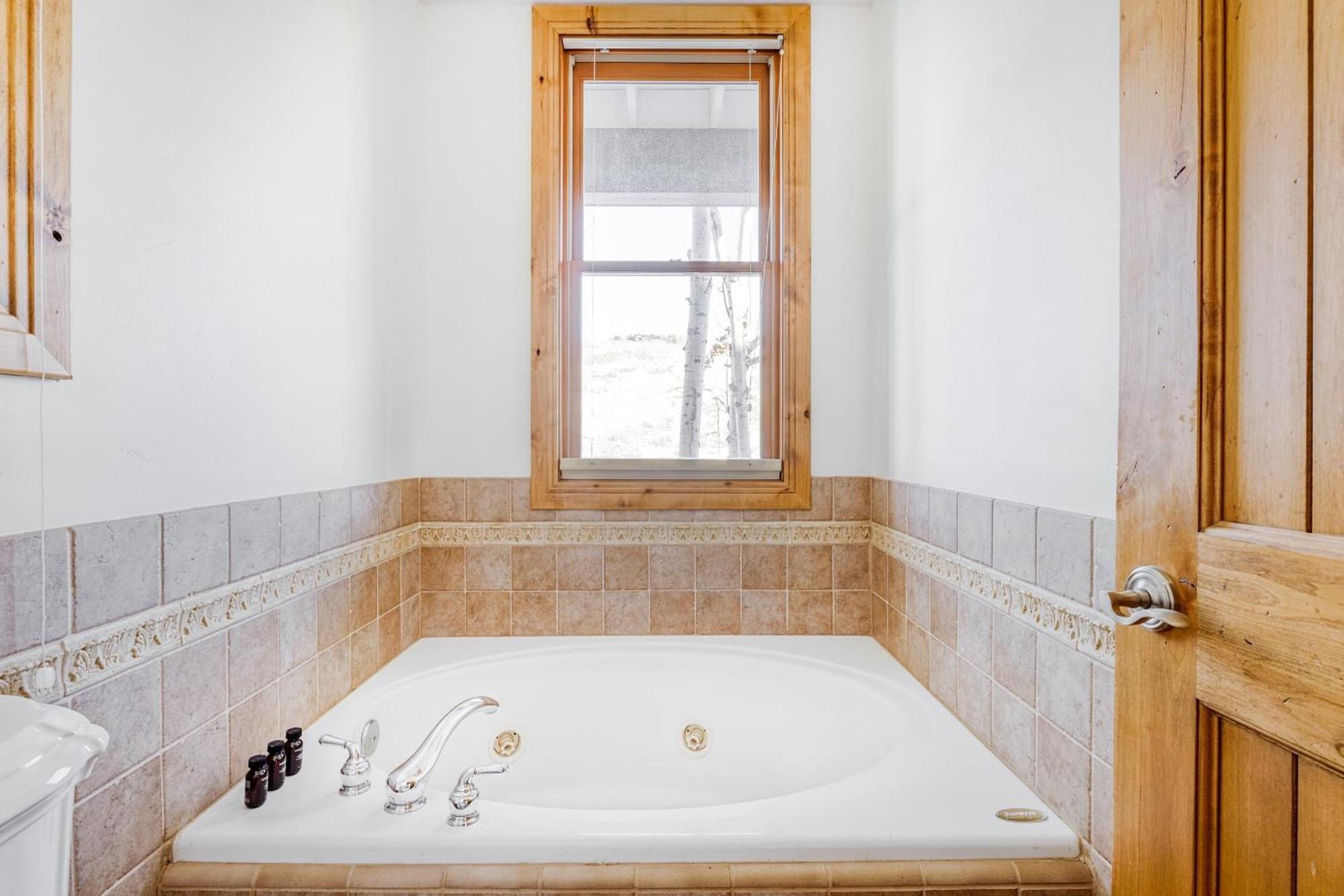 Murdock By Avantstay Cozy Townhouse W Hot Tub Walk To Park City Mountain Экстерьер фото
